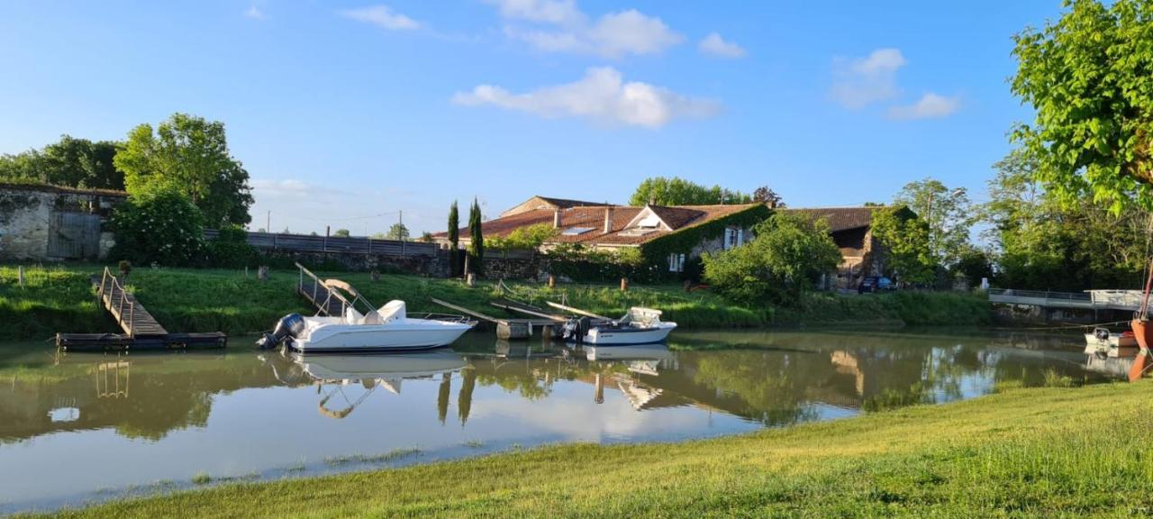 فيلا Domaine Des Pres De Joussac - Protocole Sanitaire Strict Jau-Dignac-et-Loirac المظهر الخارجي الصورة